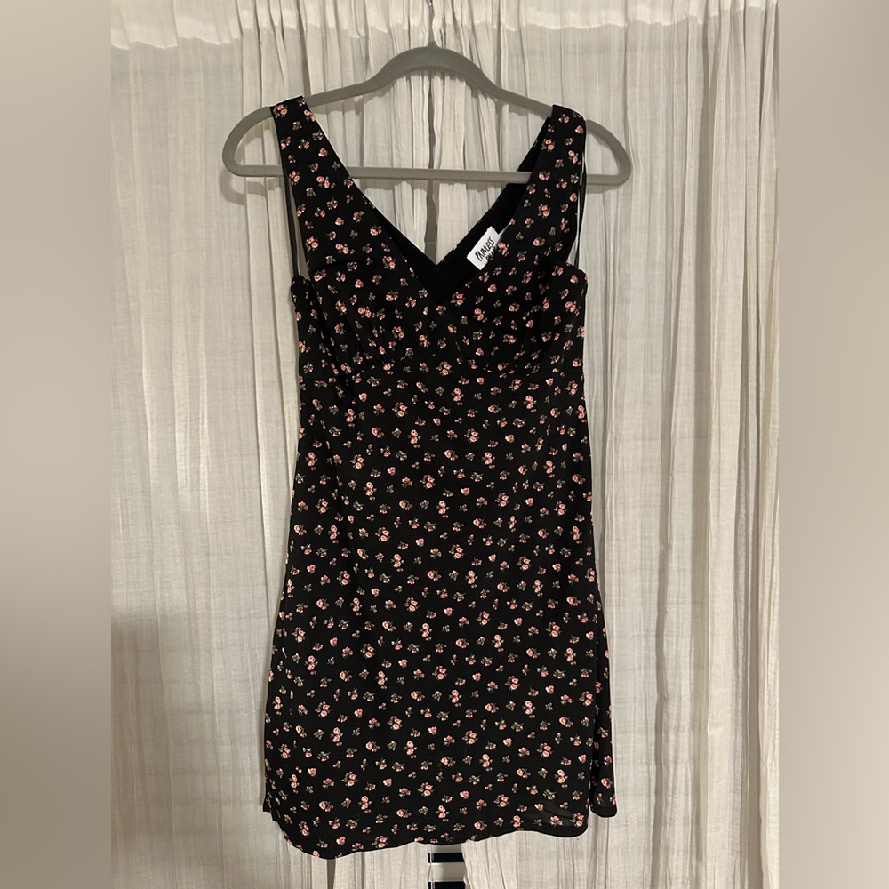Black Floral Mini Dress🖤
